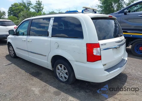 2013 Chrysler Town & Country Touring z USA, uszkodzony, nr VIN 2C4RC1BG9DR576793